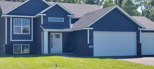 1063 Bellaire Blvd Nw, Isanti, MN, 55040-7520 | Card Image