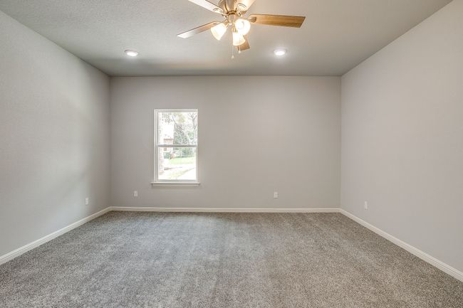 9316 Apache Trl, House other with 3 bedrooms, 2 bathrooms and null parking in Rio Vista TX | Image 25