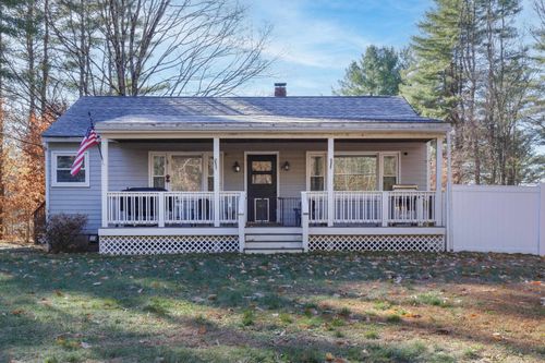 7 Currier Rd, Concord, NH, 03301-7906 | Card Image