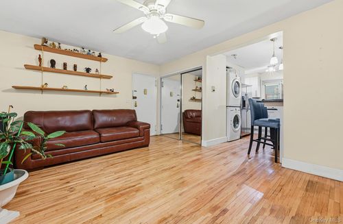 apt-2-1807 Shipley Ave, Valley Stream, NY, 11580-1735 | Card Image