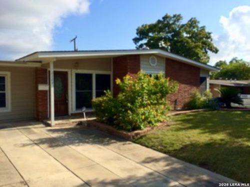 2323 Spicewood, San Antonio, TX, 78213-3050 | Card Image