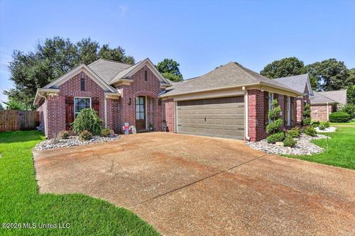 4957 Graham Lake Dr, Olive Branch, MS, 38654-8219 | Card Image