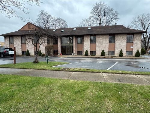 572 Titus Ave, Irondequoit, NY, 14617-3519 | Card Image