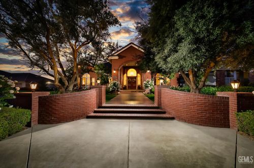 15710 Black Hawk Ave, Bakersfield, CA, 93314 | Card Image