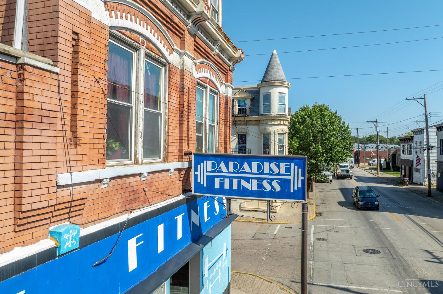 Commercial Sale in Elmwood Place 2
