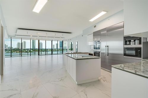 704-5500 Island Estates Dr, Aventura, FL, 33160 | Card Image