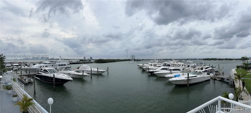 111-7904 West Dr, North Bay Village, FL, 33141-5507 | Card Image