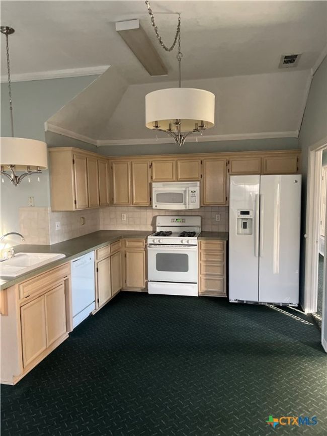 1515 Port Dr, House other with 3 bedrooms, 2 bathrooms and null parking in Harker Heights TX | Image 4