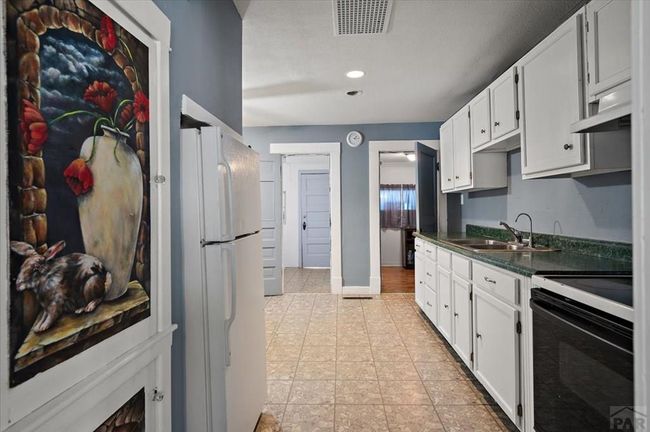 Kitchen | Image 15