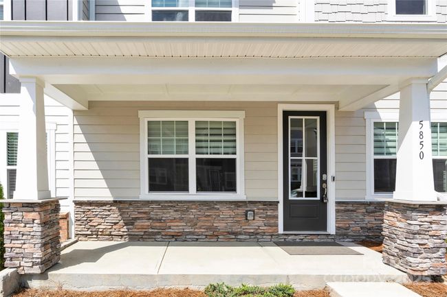 61 - 5850 Strathmore Ct, Townhouse with 4 bedrooms, 3 bathrooms and null parking in Charlotte NC | Image 4