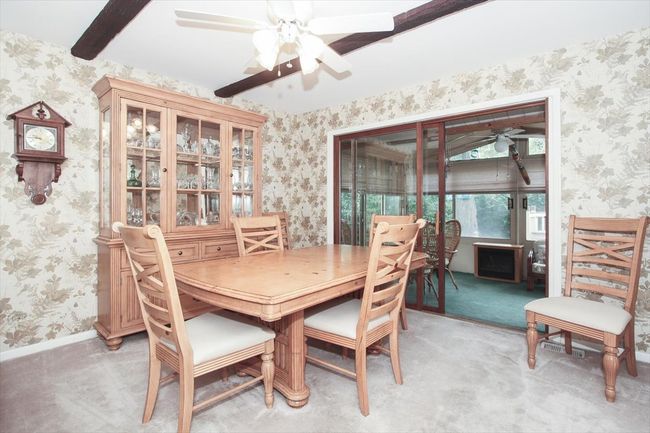 69 Grange Rd, House other with 4 bedrooms, 2 bathrooms and 2 parking in Elk Grove Village IL | Image 5
