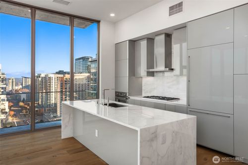 1902-10232 Ne 10th St, Bellevue, WA, 98004-4214 | Card Image