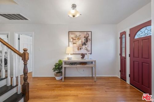  Mcgroarty Terrace, Tujunga, CA, 91042 | Card Image