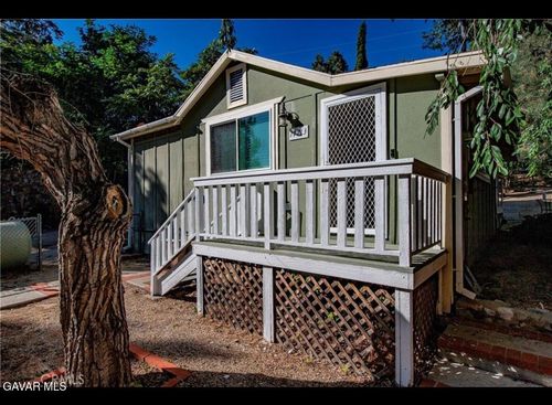 17713 Valley Trl, Lake Hughes, CA, 93532-1052 | Card Image