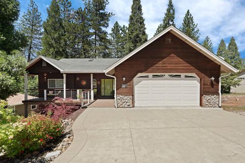 980 Fairway Ct, Murphys, CA, 95247-9423 | Card Image
