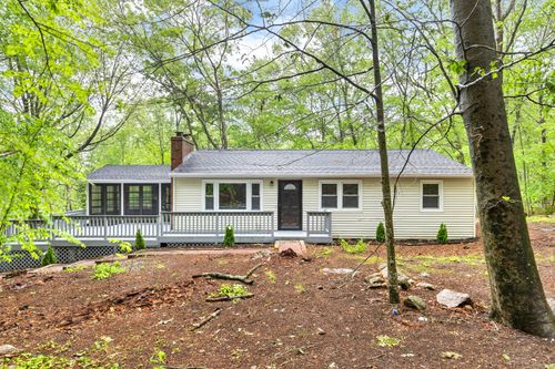 34 Terry Road, Ledyard, CT, 06335 | Card Image