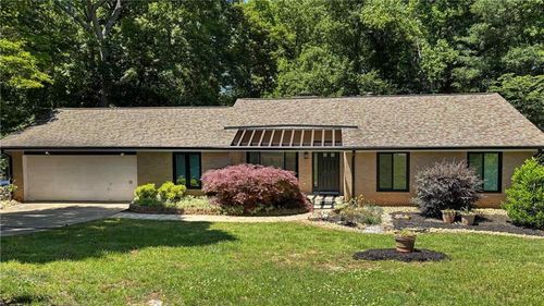 310 Saddle Creek Cir, Roswell, GA, 30076-1030 | Card Image