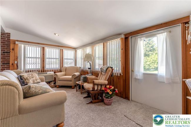 4 Season Room | Image 31