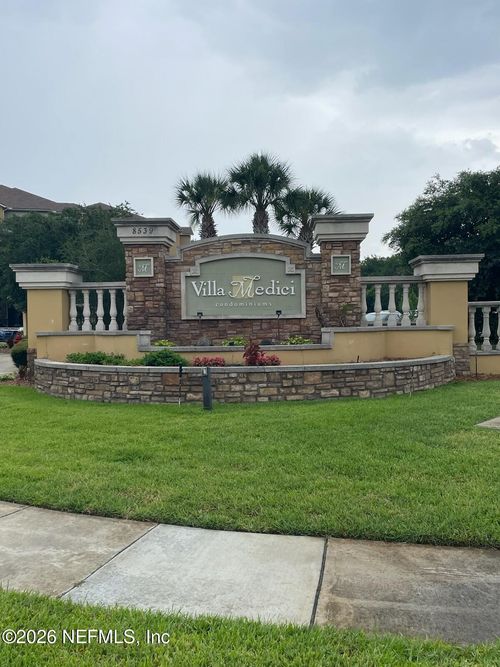 9235-8539 Gate Parkway, Jacksonville, FL, 32216 | Card Image