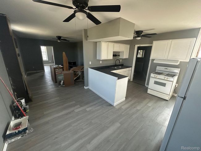 914 (1-Bedroom) | Image 6