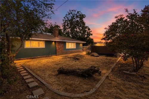 32438 Kentucky St, Yucaipa, CA, 92399-1826 | Card Image