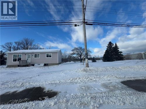 17 Morgan St, Richibucto, NB, E4W4E8 | Card Image