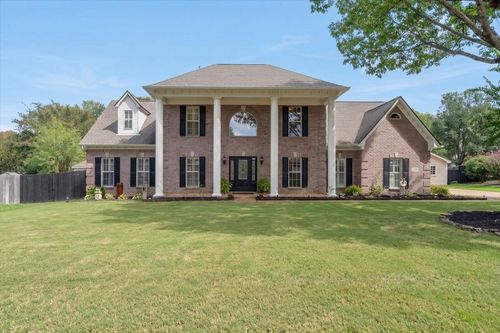 106 Mindy Cir, Collierville, TN, 38017-7604 | Card Image