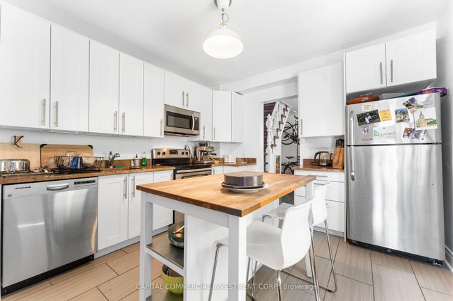 226-228 St Andrew St, Home with 4 bedrooms, 2 bathrooms and 3 parking in Ottawa ON | Image 7