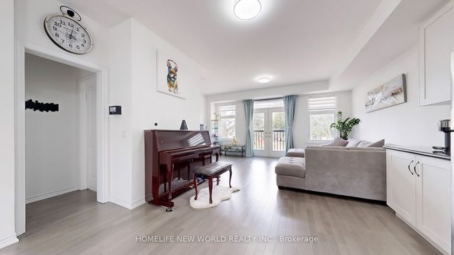 76 Puisaya Dr, House attached with 4 bedrooms, 3 bathrooms and 2 parking in Richmond Hill ON | Image 8