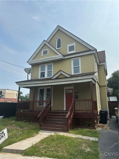 725 S Beech St, Syracuse, NY, 13210-2559 | Card Image