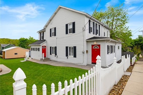 1136 2nd St, Windber, PA, 15963-1025 | Card Image