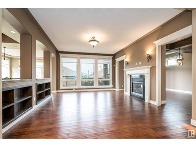 3312 Watson Bay Sw, House other with 5 bedrooms, 6 bathrooms and 4 parking in Edmonton AB | Image 2