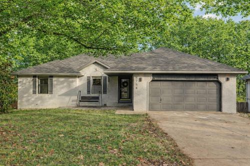 5754 S Honeysuckle Ln, Battlefield, MO, 65619-9700 | Card Image