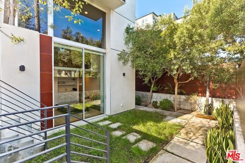 111 Eastwind St, Marina del Rey, CA, 90292-5745 | Card Image