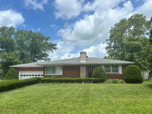 570 E Amsler Rd, Rensselaer, IN, 47978-8593 | Card Image
