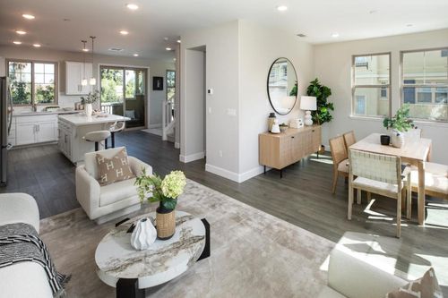 83 Fairchild Dr, Mountain View, CA, 94043-2013 | Card Image