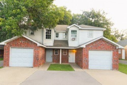3721 Avenue K, Fort Worth, TX, 76105-2502 | Card Image
