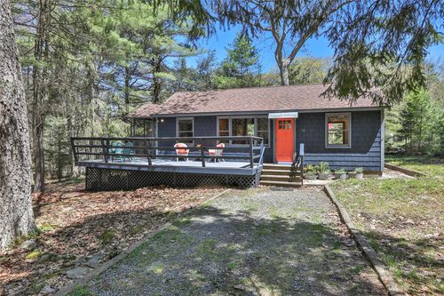 16 Beach Road, Lumberland, NY, 12737 | Card Image
