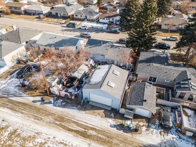 4719 Greenview Drive Ne, Home with 3 bedrooms, 2 bathrooms and 3 parking in Calgary AB | Image 38