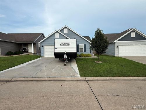 216 Almond Tree Dr, Troy, MO, 63379-5477 | Card Image