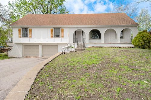 12706 Corrington Ave, Grandview, MO, 64030-2048 | Card Image