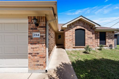 214 N 10th St, Nolanville, TX, 76559-4444 | Card Image