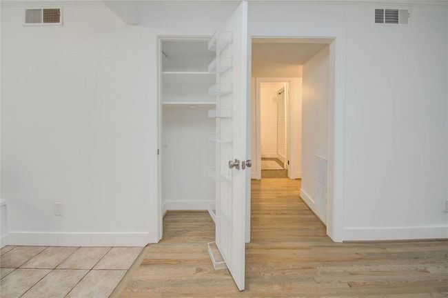 Kitchen Pantry | Image 5