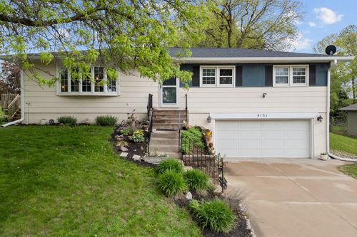 4131 Fillmore Ln, Davenport, IA, 52806-4525 | Card Image