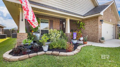 1712 Arcadia Dr, Foley, AL, 36535-2467 | Card Image