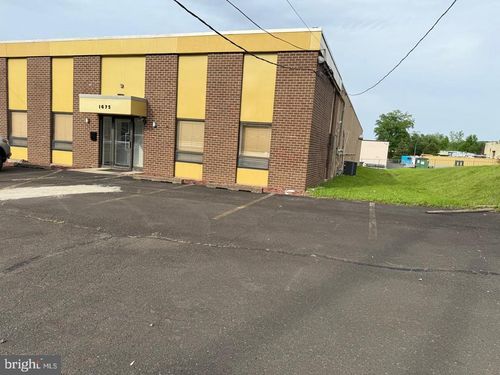 1675 Bustleton Pike, FEASTERVILLE TREVOSE, PA, 19053-7305 | Card Image