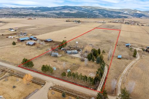 3018 Mack Smith Ln, Stevensville, MT, 59870-6804 | Card Image