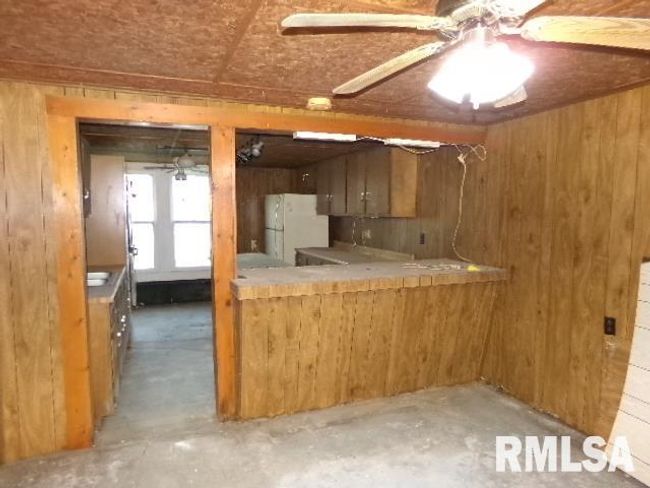 318 Williams St, House other with 4 bedrooms, 2 bathrooms and null parking in Rosiclare IL | Image 26