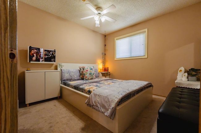 24 Laguna Close Ne, House other with 4 bedrooms, 3 bathrooms and 2 parking in Calgary AB | Image 18