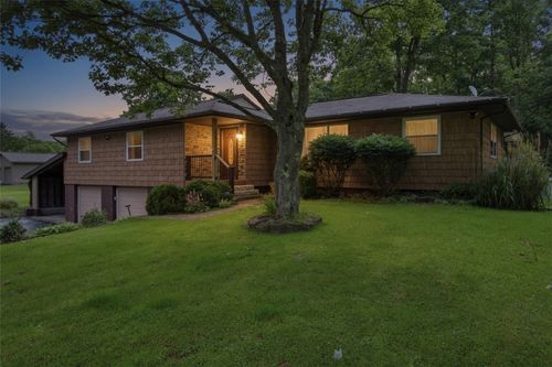 10 Braddock Dr, Ohiopyle, PA, 15470-1322 | Card Image